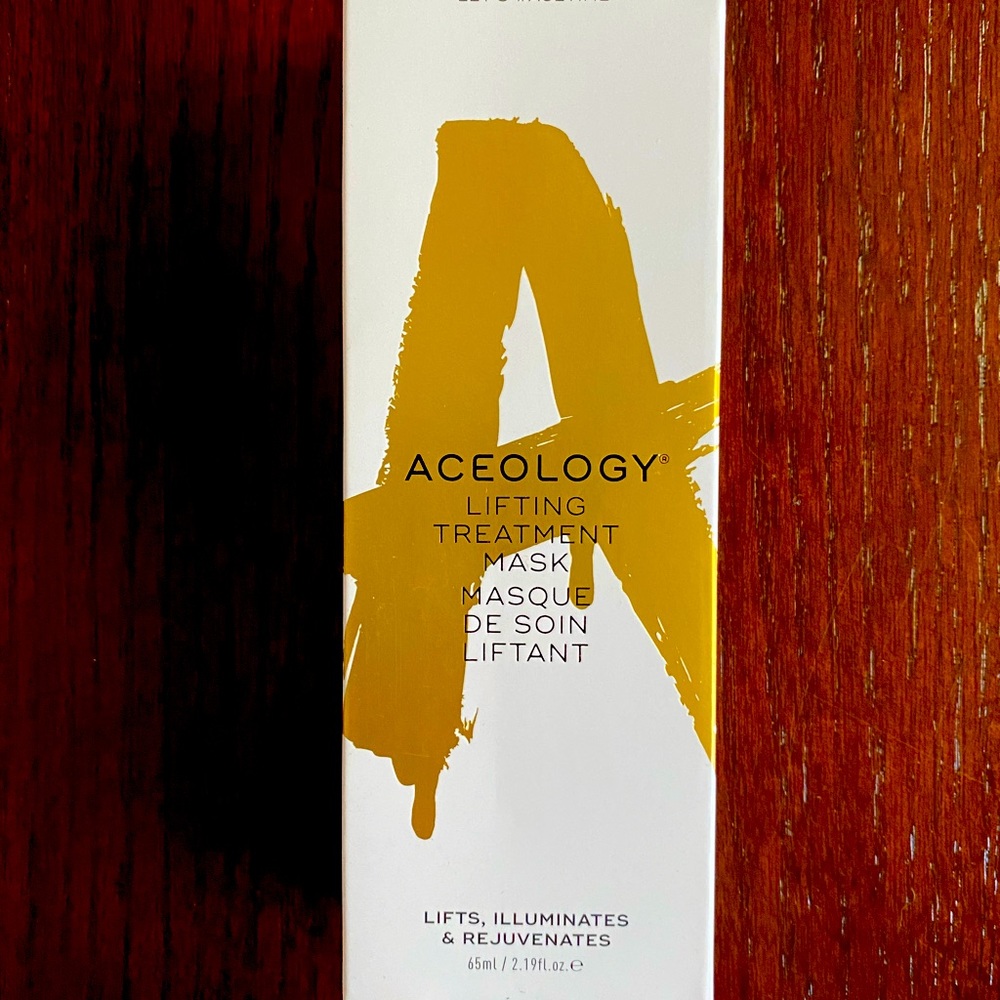 Aceology lifting peel off mask. NEW and unused